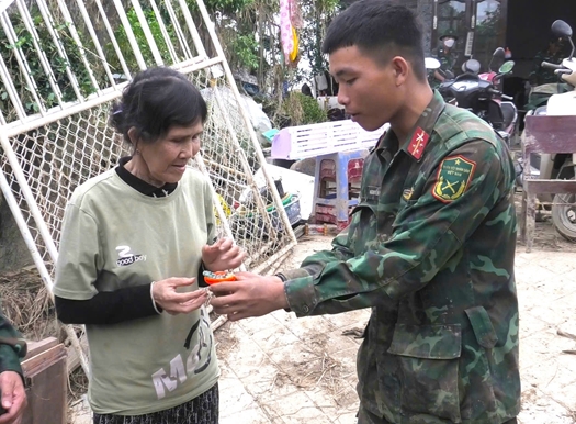 Vàng và tấm lòng vàng